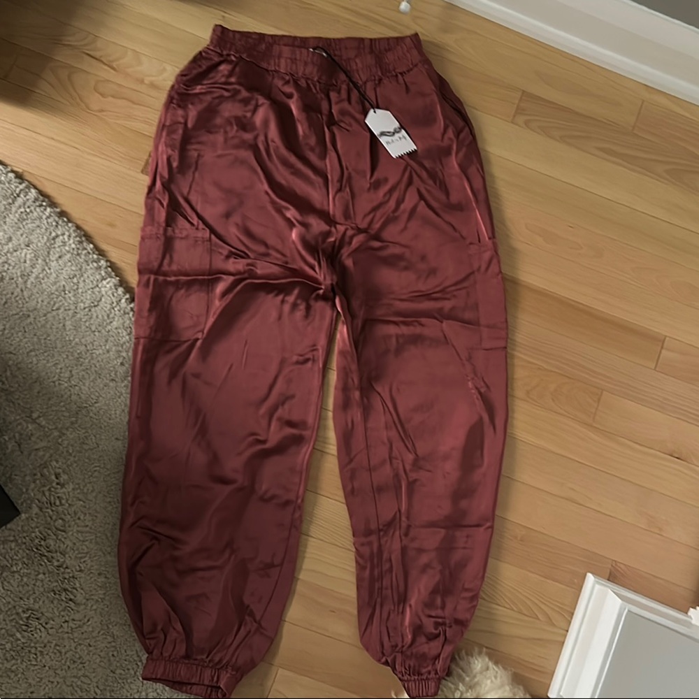 NWT Women’s Silk blend Cargo Pants - copper